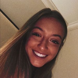 Meet your Posher, Jenna